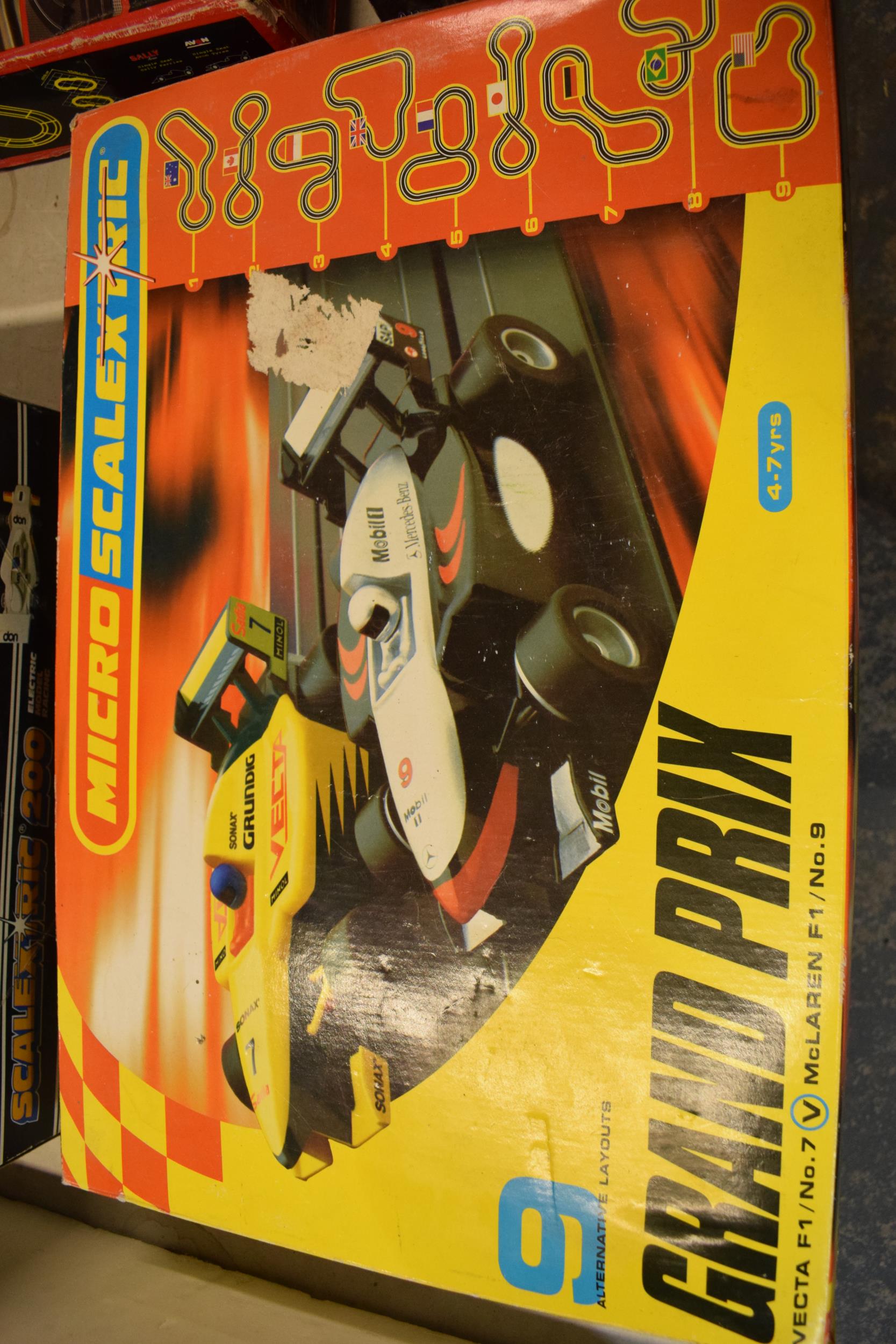 A collection of vintage Scalextric to include C646, 200, Micro Scalextric Grand Prix, a similar - Image 10 of 13