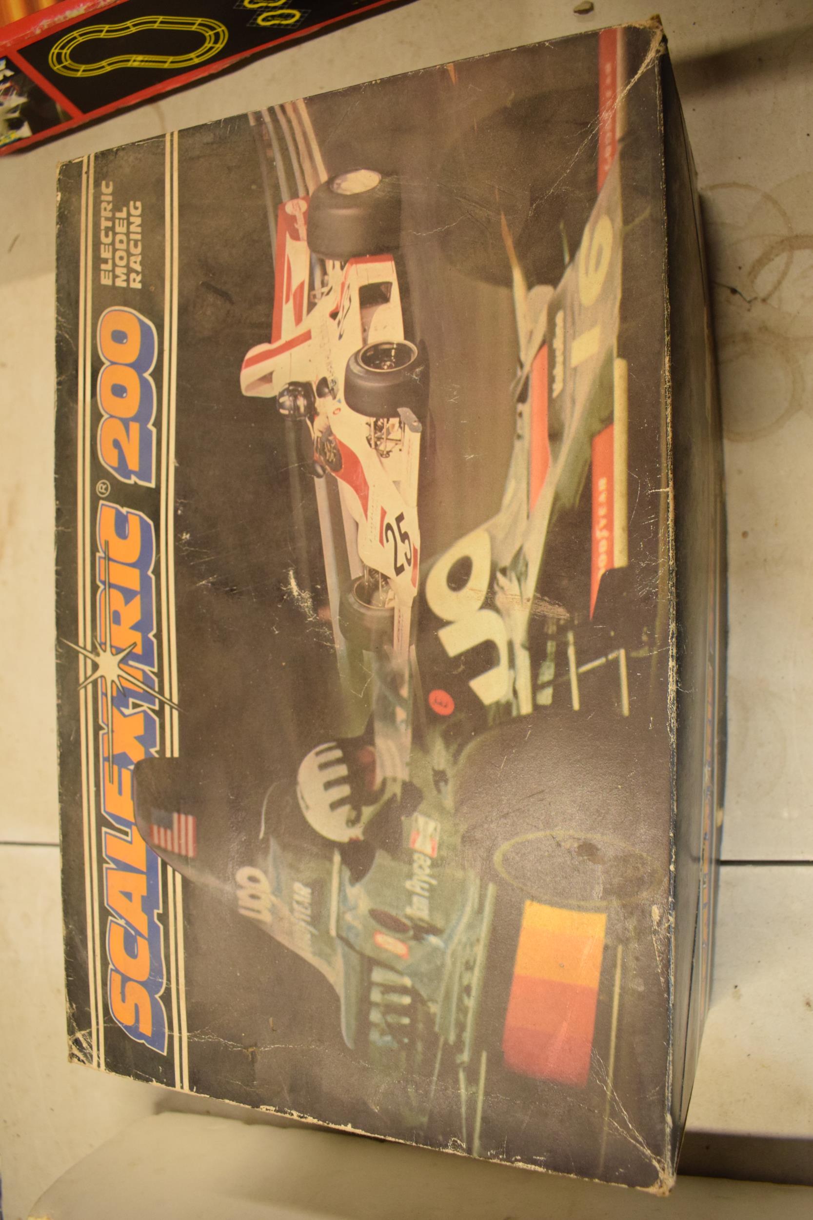 A collection of vintage Scalextric to include C646, 200, Micro Scalextric Grand Prix, a similar - Image 12 of 13