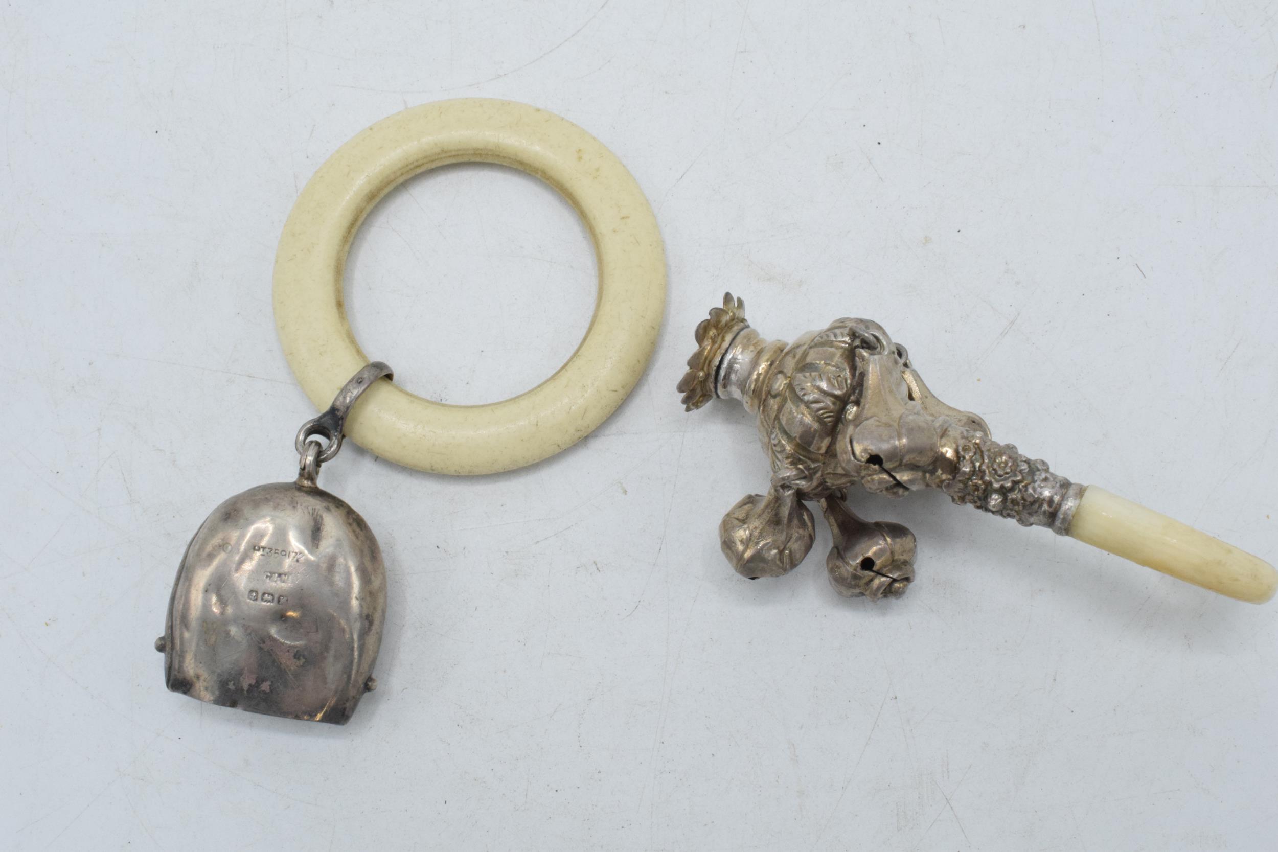 Hallmarked silver baby bell with teething ring together with a silver (marked 925) baby rattle - Image 3 of 3