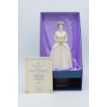 Boxed Royal Doulton figure Queen Elizabeth II HN3440, limited edition in box with certificate and