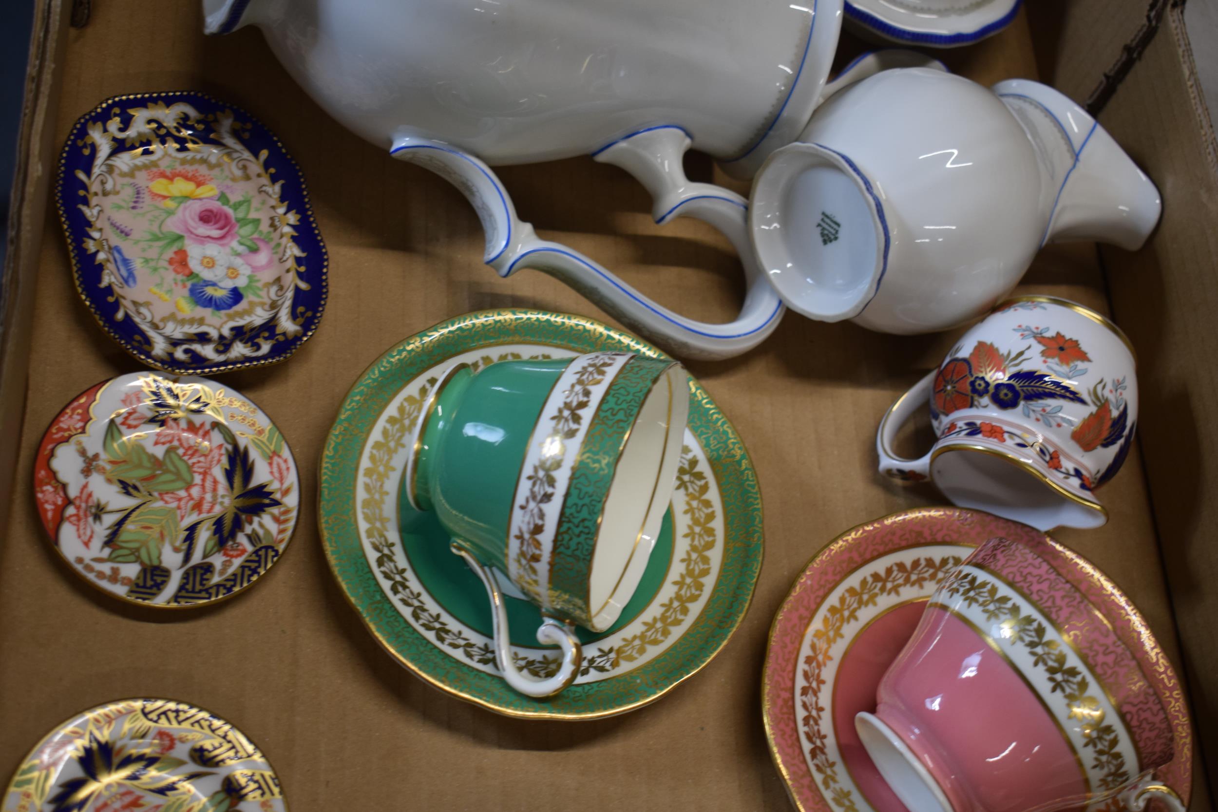 A collection of pottery to include Aynsley cups and saucers x 2, Spode items, Rosenthal - Image 4 of 9