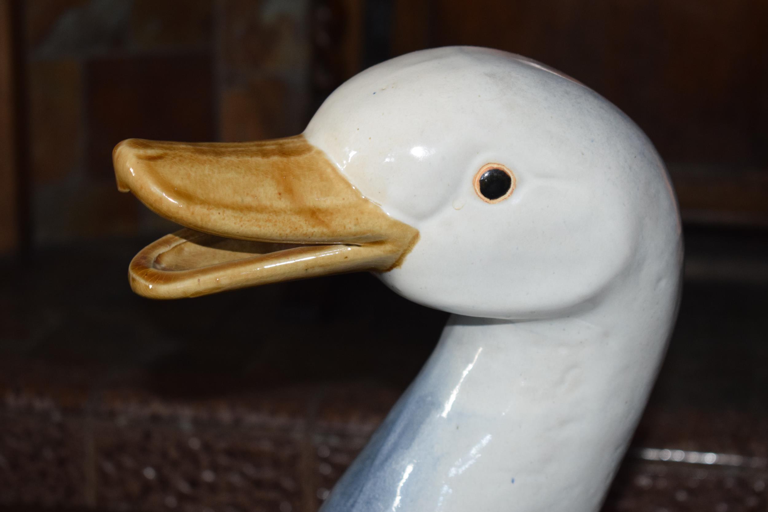 Early to mid 20th century large majolica figure of a goose, 43cm tall. In good condition, collection - Image 5 of 7