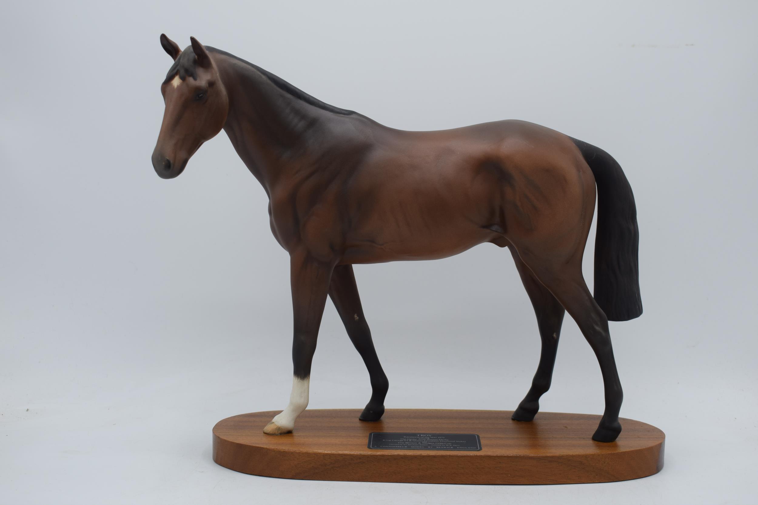 Beswick Connoisseur model of Troy Racehorse of the Year 1979 on wooden base. In good condition