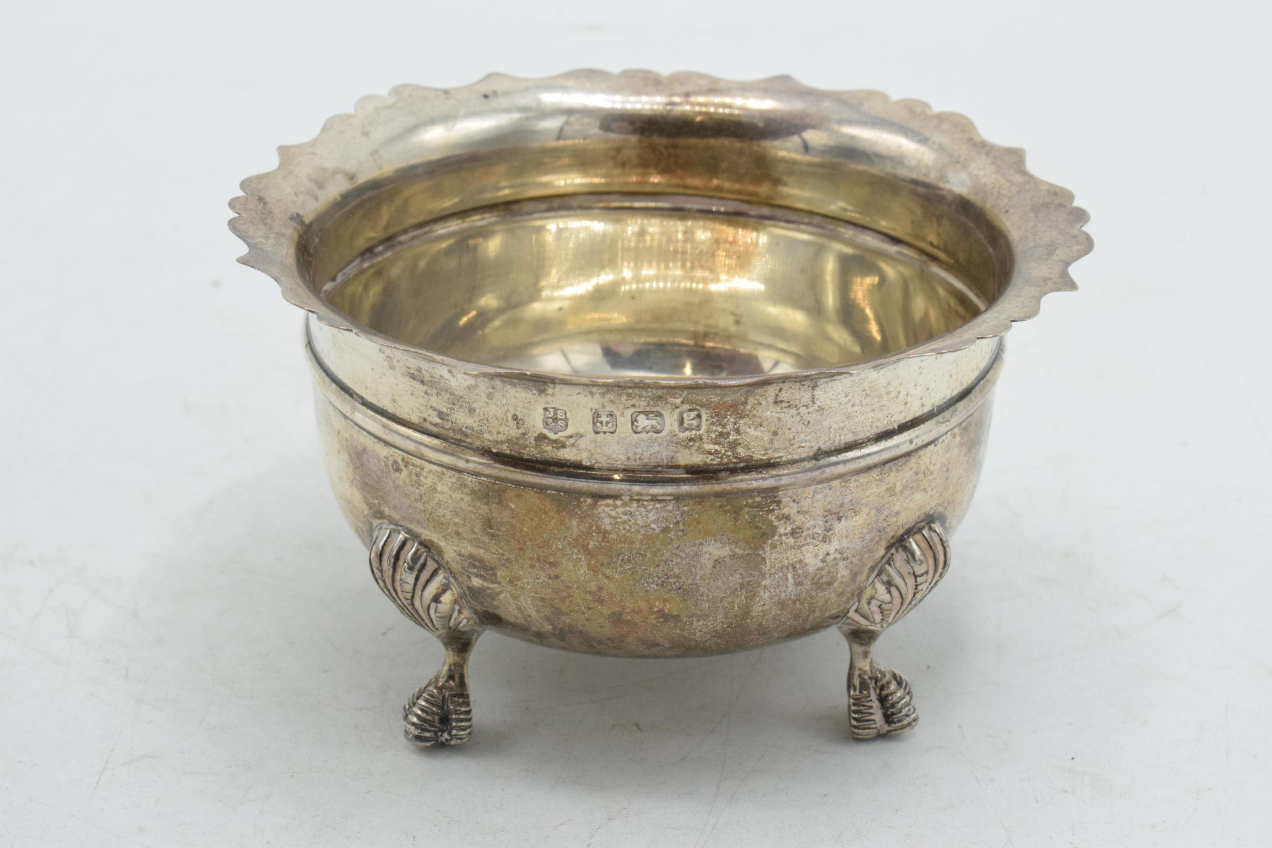 Hallmarked silver bowl raised on 4 ornate feet, 85.5 grams, Birmingham 1906, 10cm diameter. - Image 2 of 3