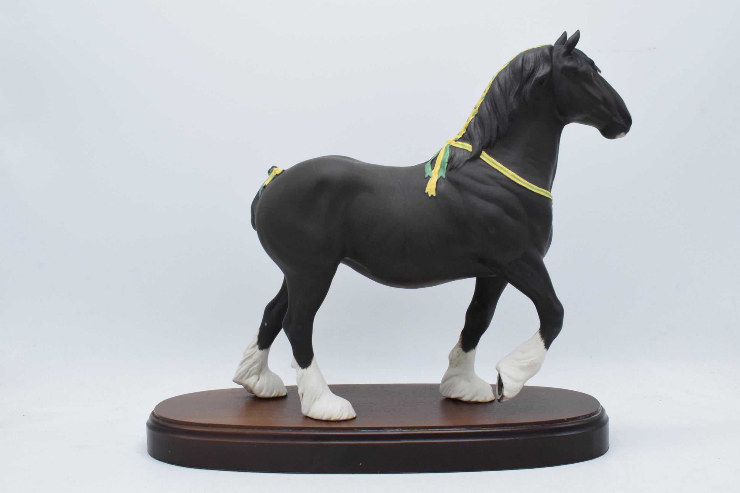 Royal Doulton large Champion Shire Horse Peakstone Lady Margaret DA237 on wooden base. In good - Image 3 of 4