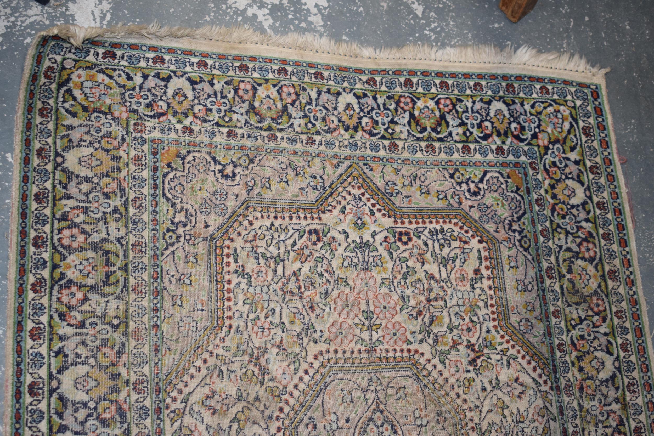 Vintage 20th century rug, 167 x 94cm. - Image 2 of 7