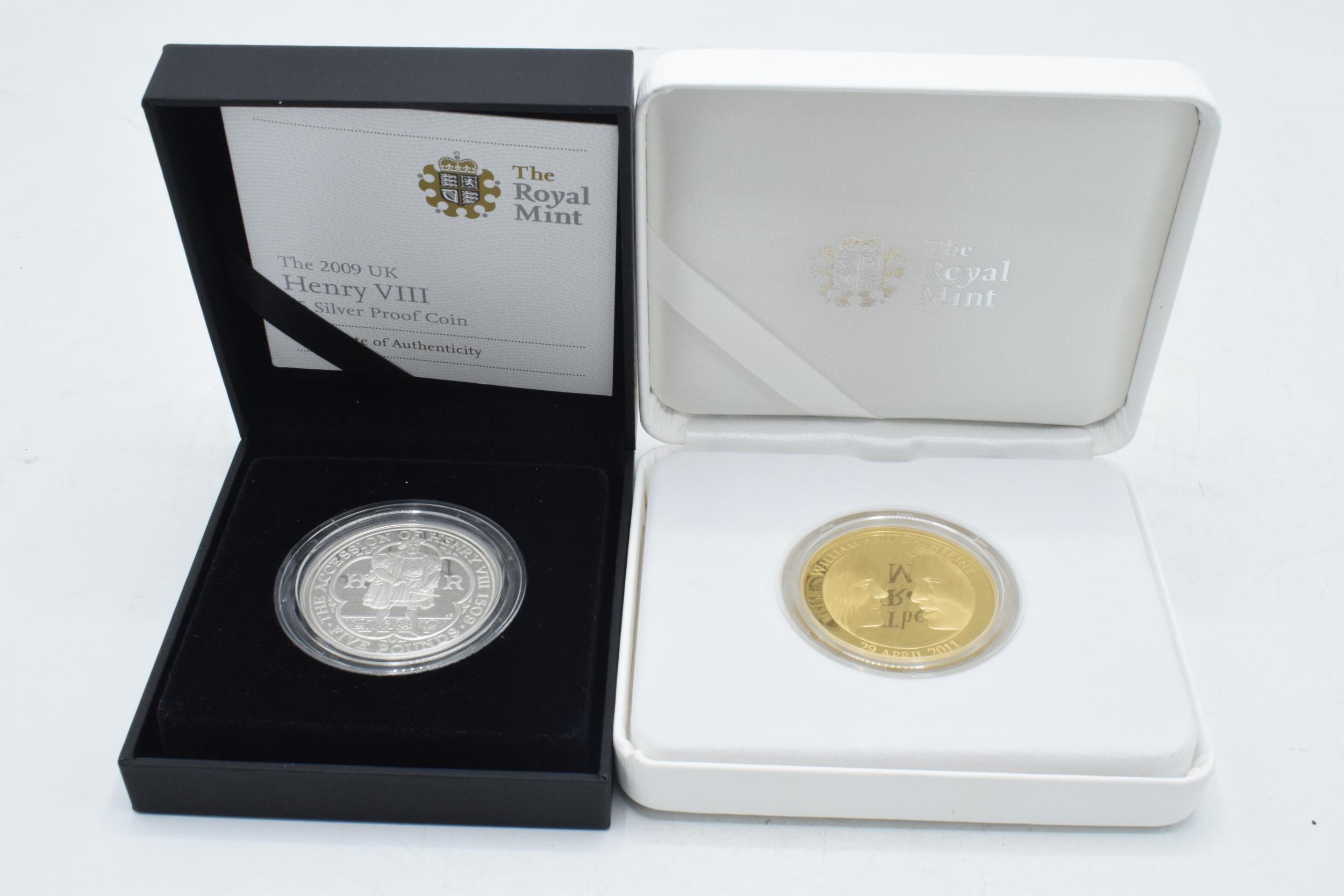 Boxed The Royal Mint Jersey 2009 Henry VIII silver proof Piedfort £5 coin and a William & - Image 2 of 5