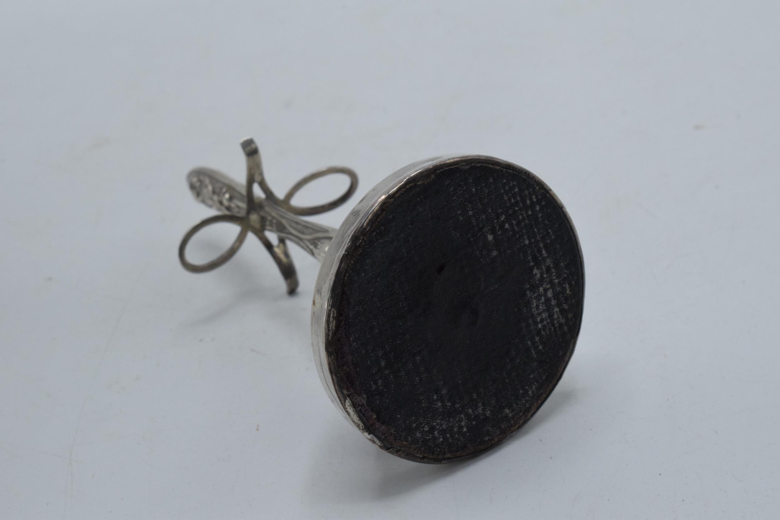 Silver ring tree and hatpin stand with velvet cushion, Birmingham 1908, J & C, 9.5cm tall. - Image 4 of 4