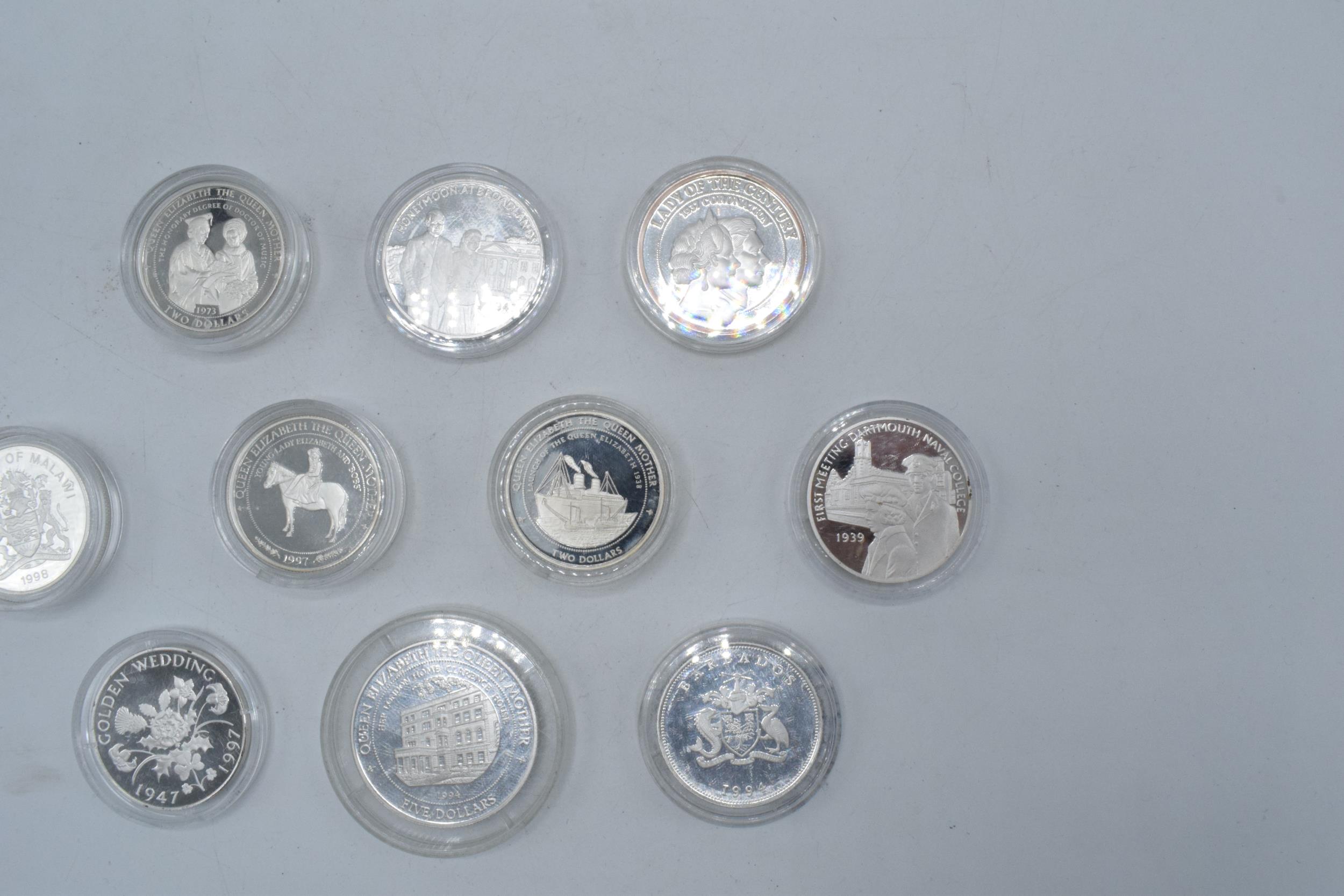 A collection of sterling silver proof coins of various denominations to include Fiji 5 Dollars, - Image 8 of 9