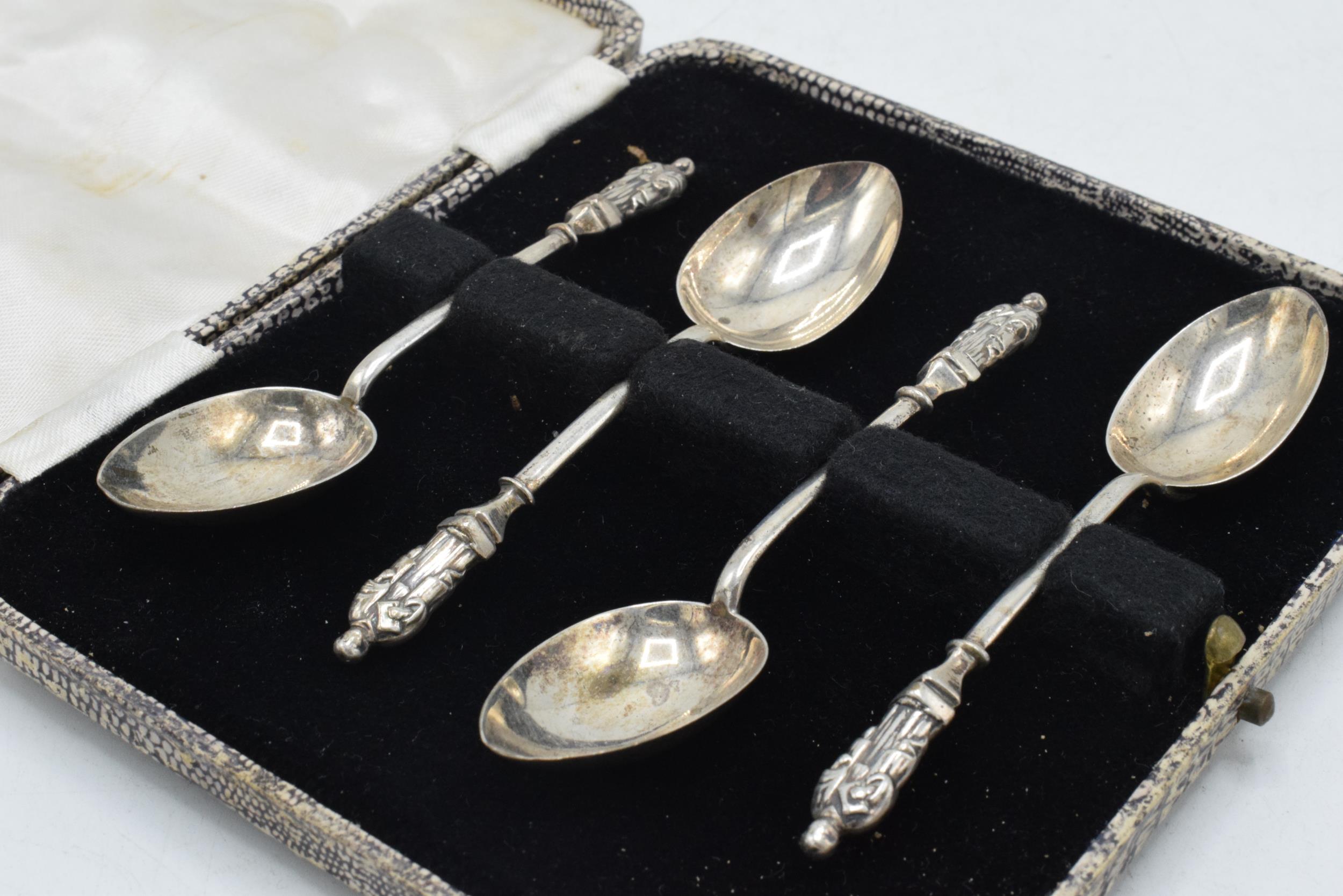 A set of 4 hallmarked silver Apostle spoons, 34.4 grams, Birmingham 1895. - Image 3 of 4