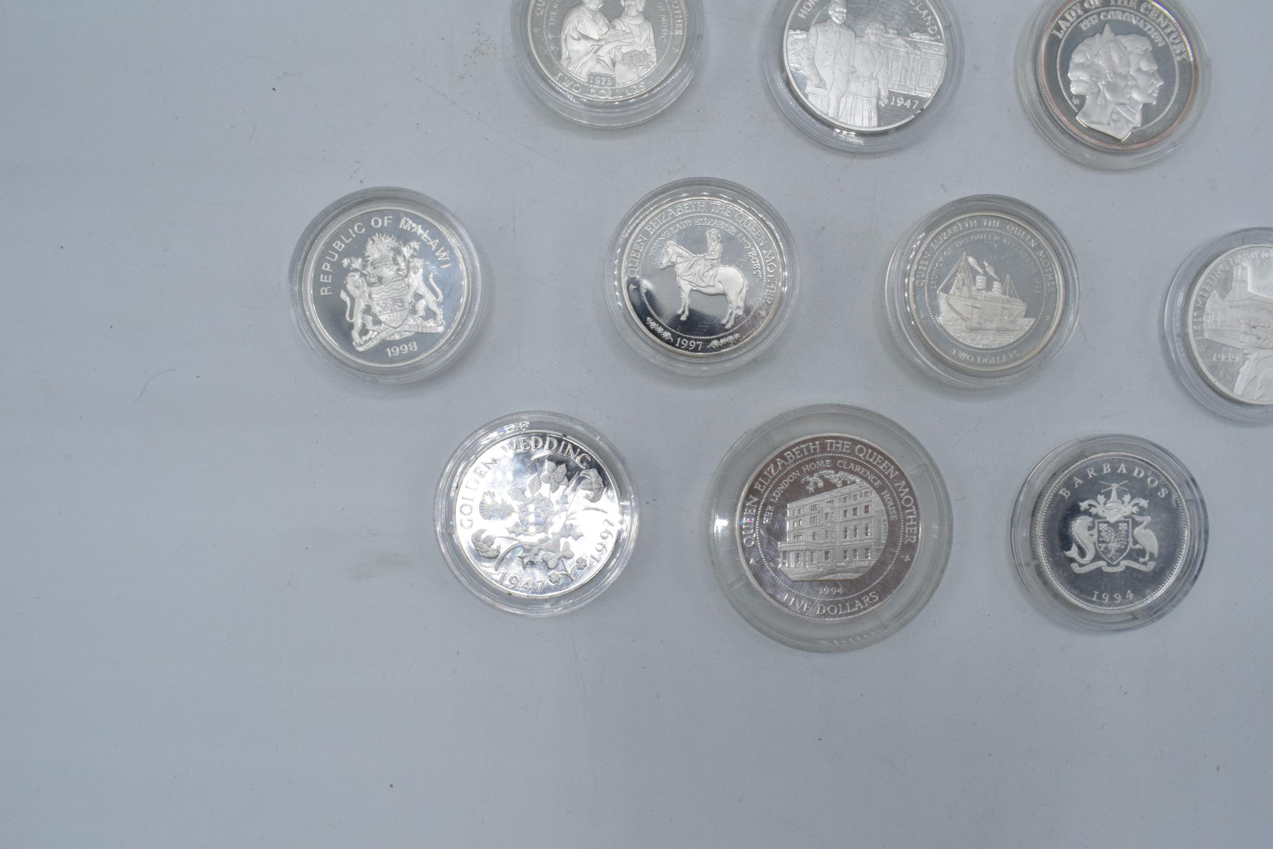 A collection of sterling silver proof coins of various denominations to include Fiji 5 Dollars, - Image 6 of 9