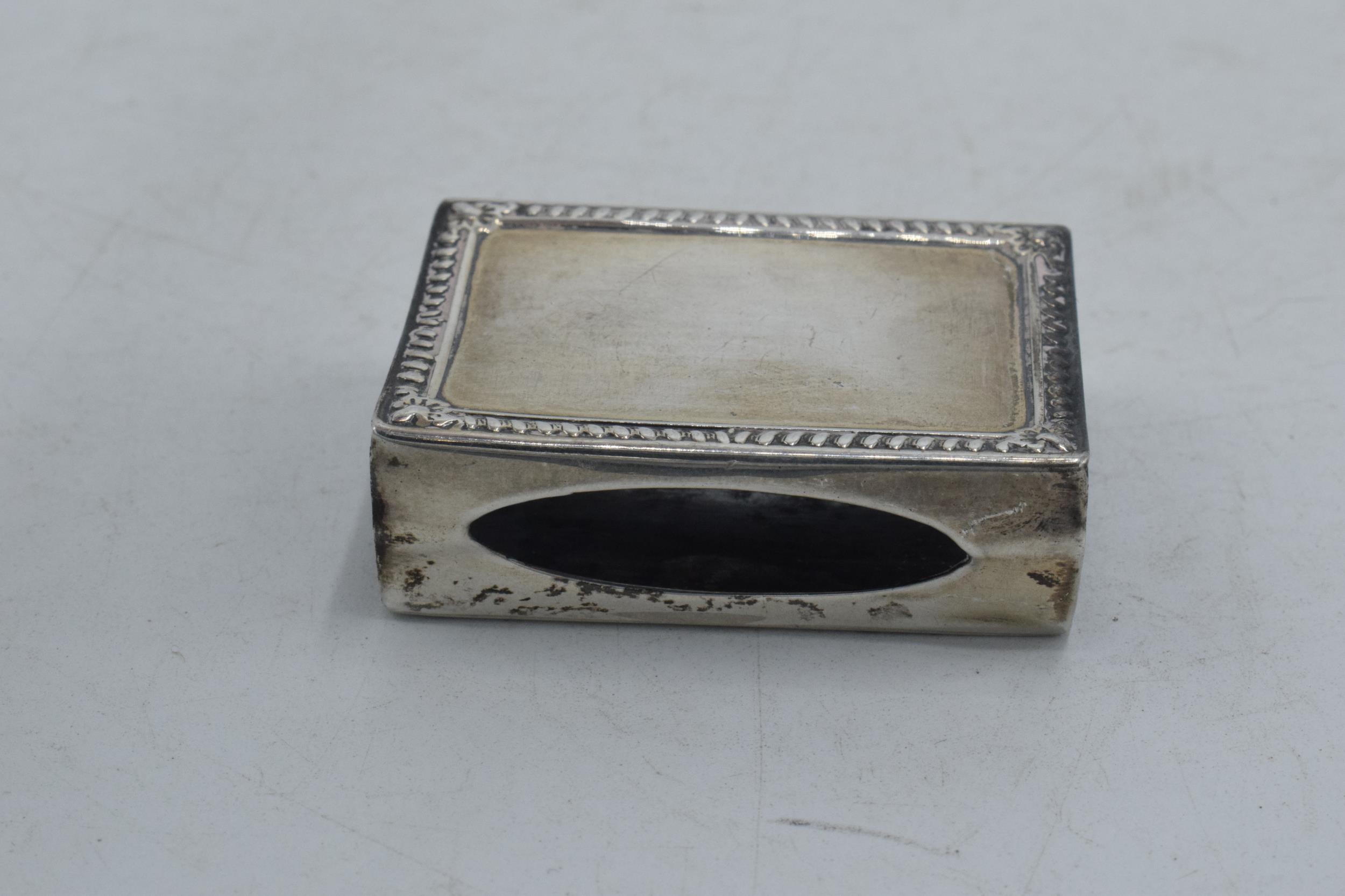 Sterling silver matchbox holder, stamped Sterling Silver, 15.2 grams, 5cm long. - Image 3 of 5