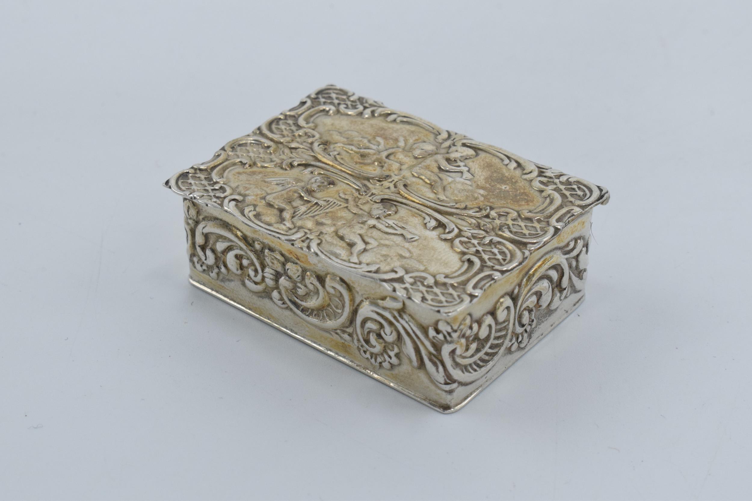 A pair of silver trinket boxes, both with embossed decoration, the larger being Birmingham 1900, the - Image 7 of 9