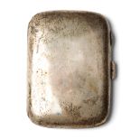 Hallmarked silver cigarette case, 42.2 grams, Chester 1929, in good condition.