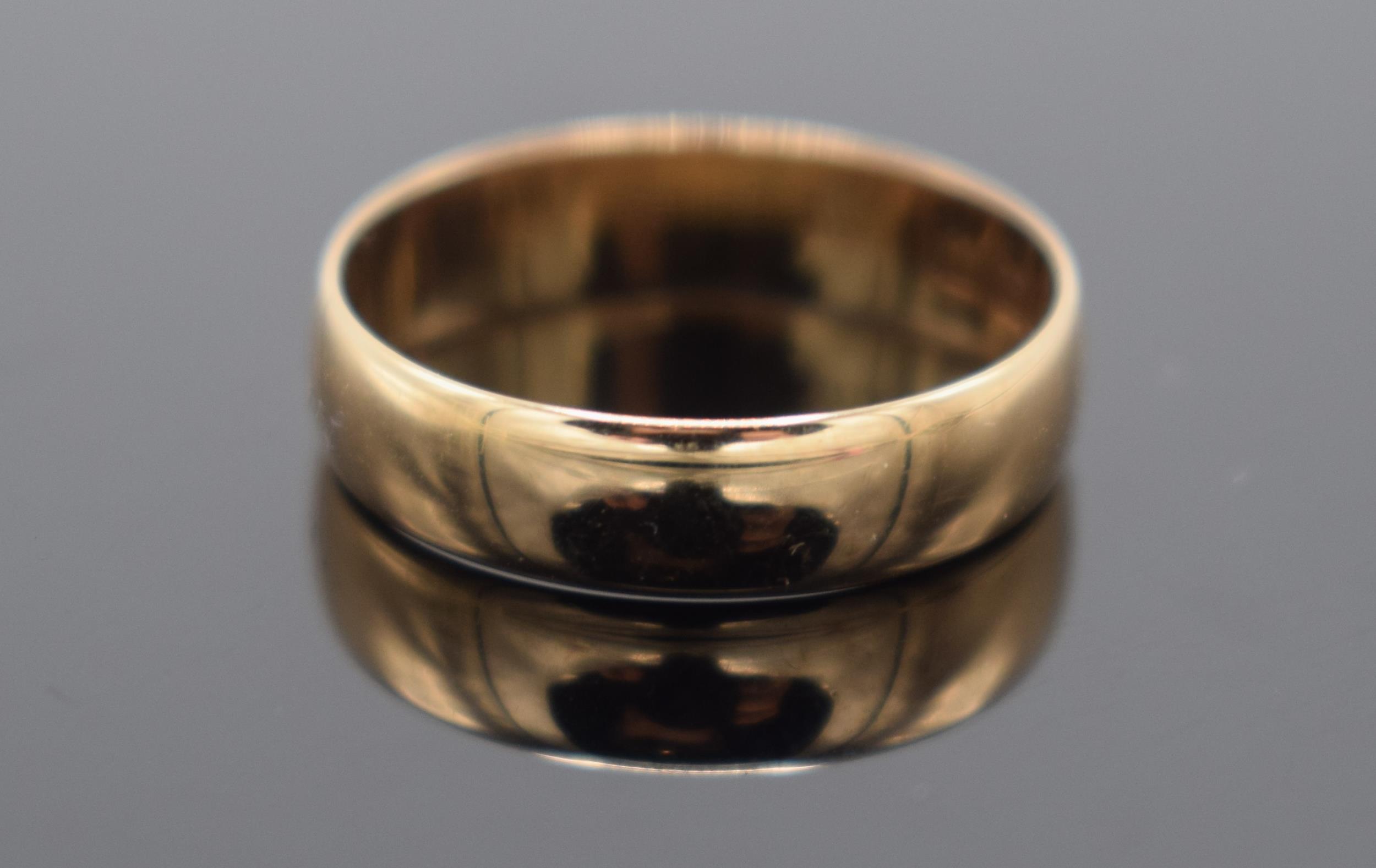 18ct gold wedding band, 2.1 grams, Birmingham 1860, size L, 4mm wide. - Image 2 of 3