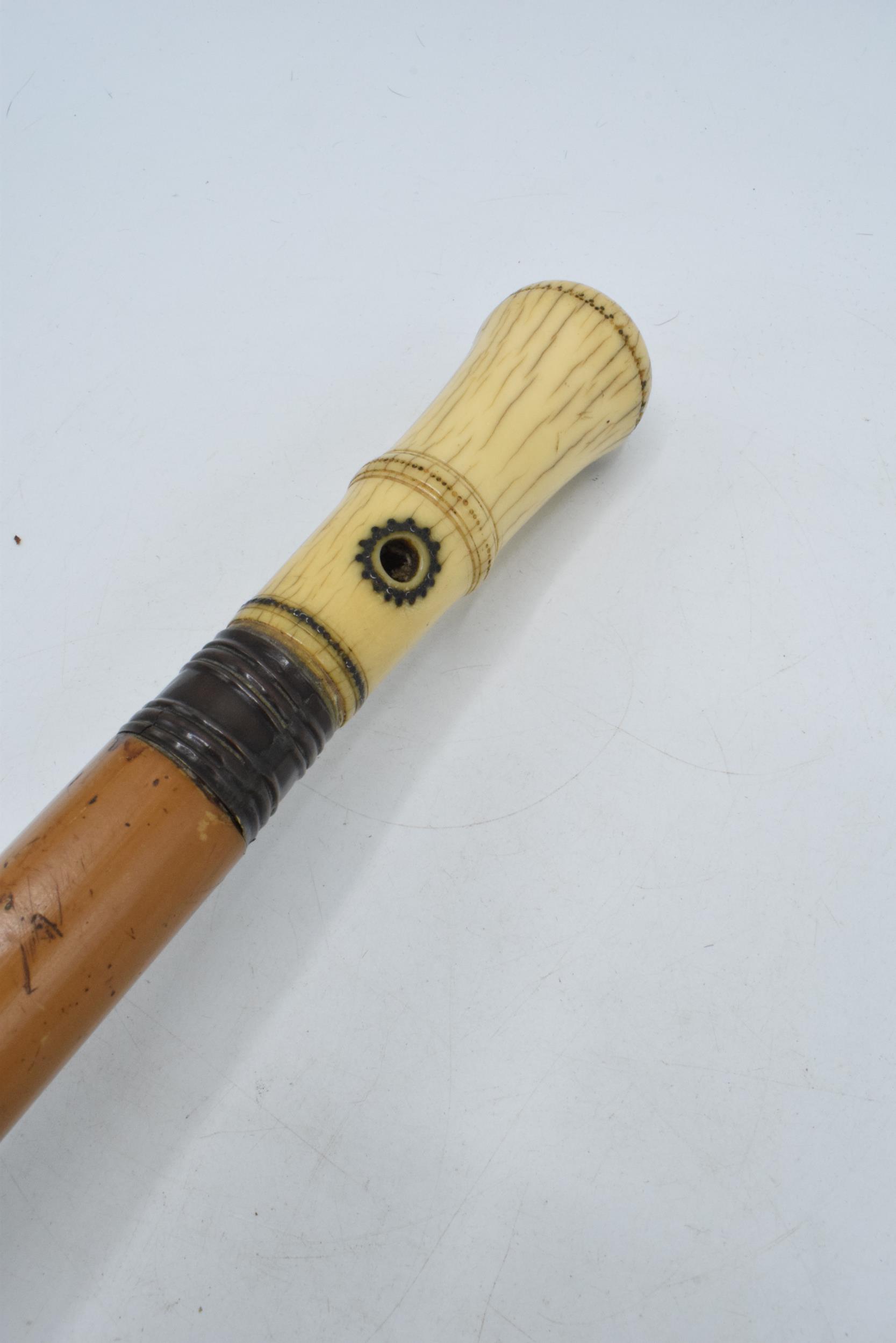 Malaca / malacquer Shafted colonial walking cane 'Raj' period. Bone handle with inlaid decoration. - Image 3 of 6