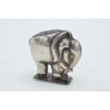 Silver 925 pin cushion in the form of an elephant, 4.5cm tall.