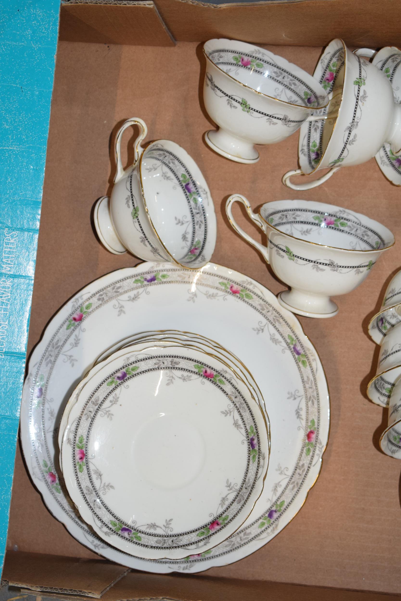 Shelley tea ware in the Rose and Bead pattern 10775 to include 8 trios, 4 spare side plates and - Image 4 of 5