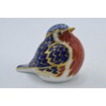 Royal Crown Derby paperweight Robin with gold stopper. In good condition with no obvious damage or