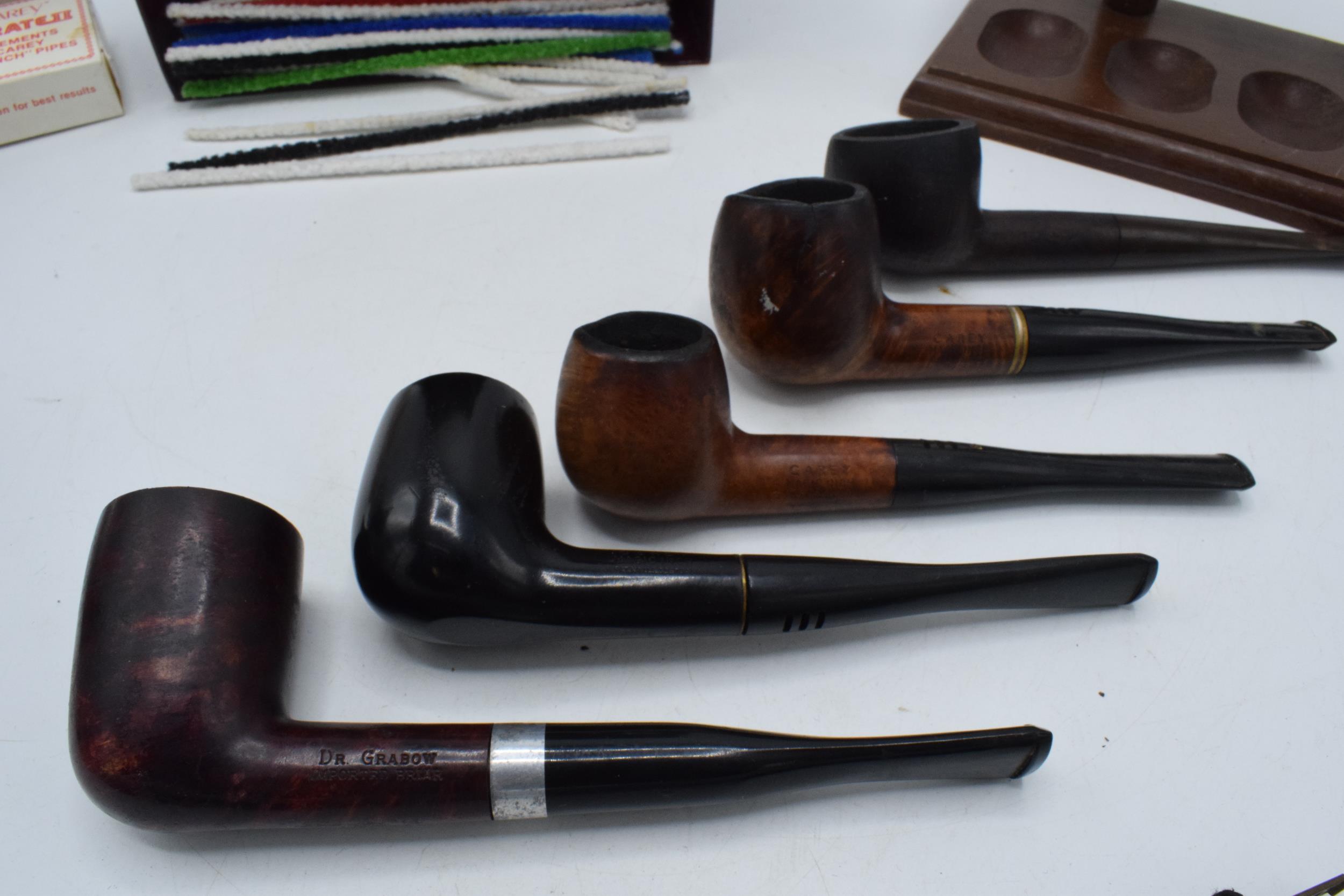A quality of vintage smoking sundries. Including pipes, pipe racks, pouches and other items. Carey - Image 6 of 6