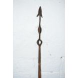 19th century wooden and barbed iron African fishing spear, 107cm long.