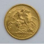 22ct gold half sovereign KGV 1913. Mis-strike to front.