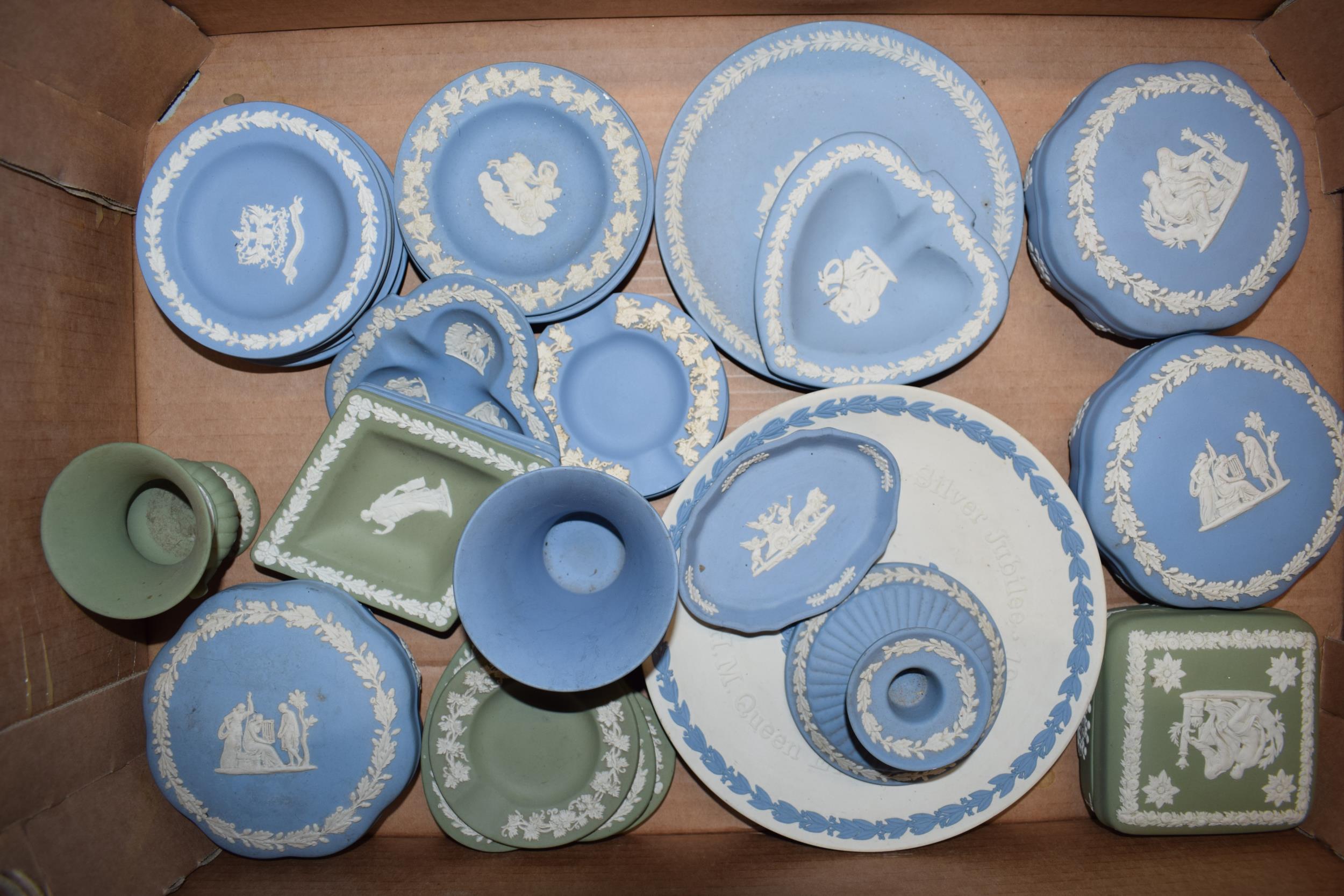 Wedgwood Jasperware in various colours to include white, sage green and blue to include vases,