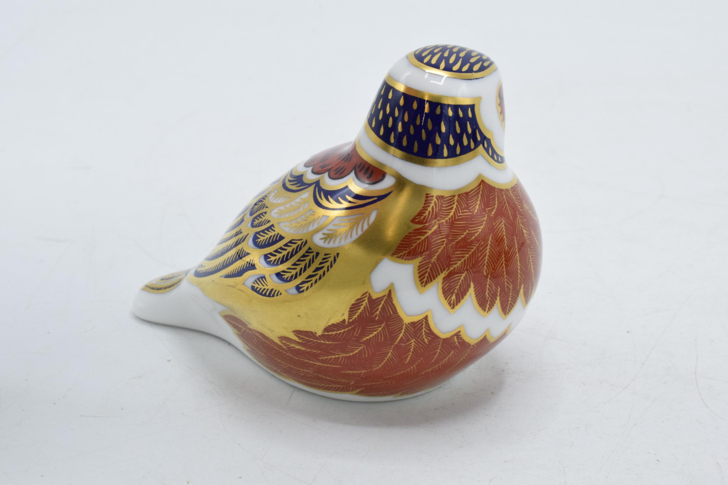 Royal Crown Derby paperweight, Chaffinch, 21st anniversary special gold stopper. In good condition - Image 2 of 3