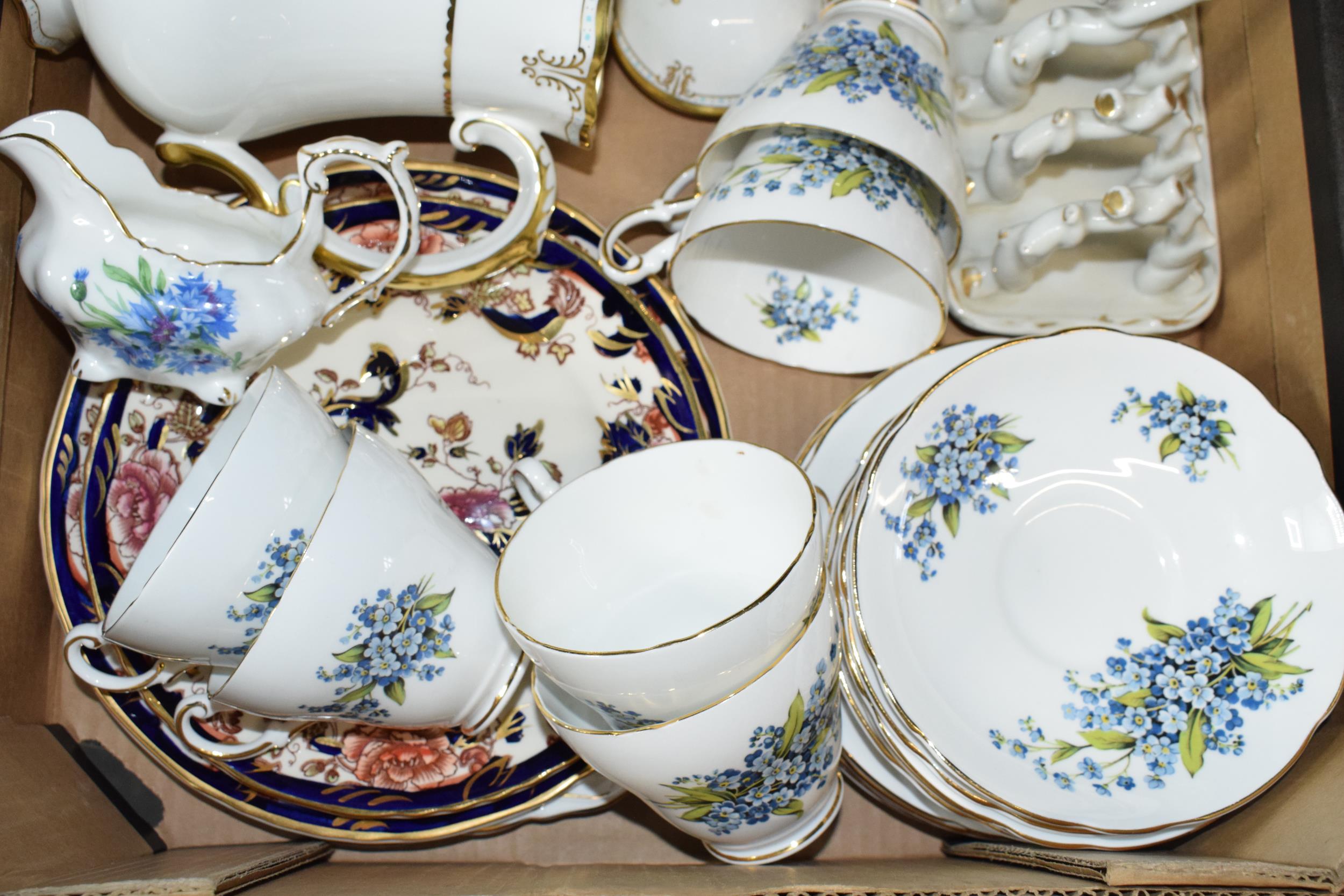 Mixed pottery to include a pair of Masons plates, a part Regency tea set, damaged Crown Derby - Image 4 of 4