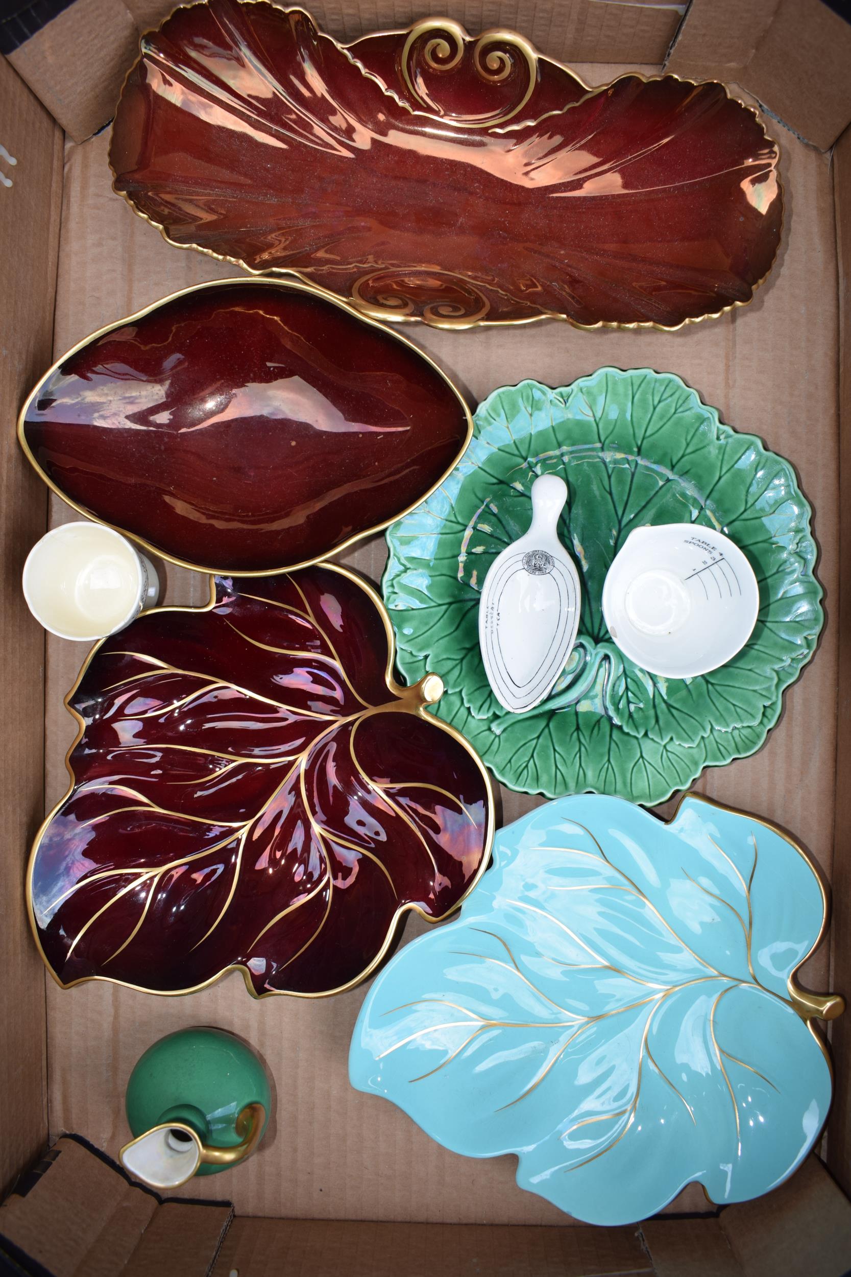 A mixed collection of ceramics to include Carlton Ware "Rouge Royale" & Vert "Royale", Wedgwood