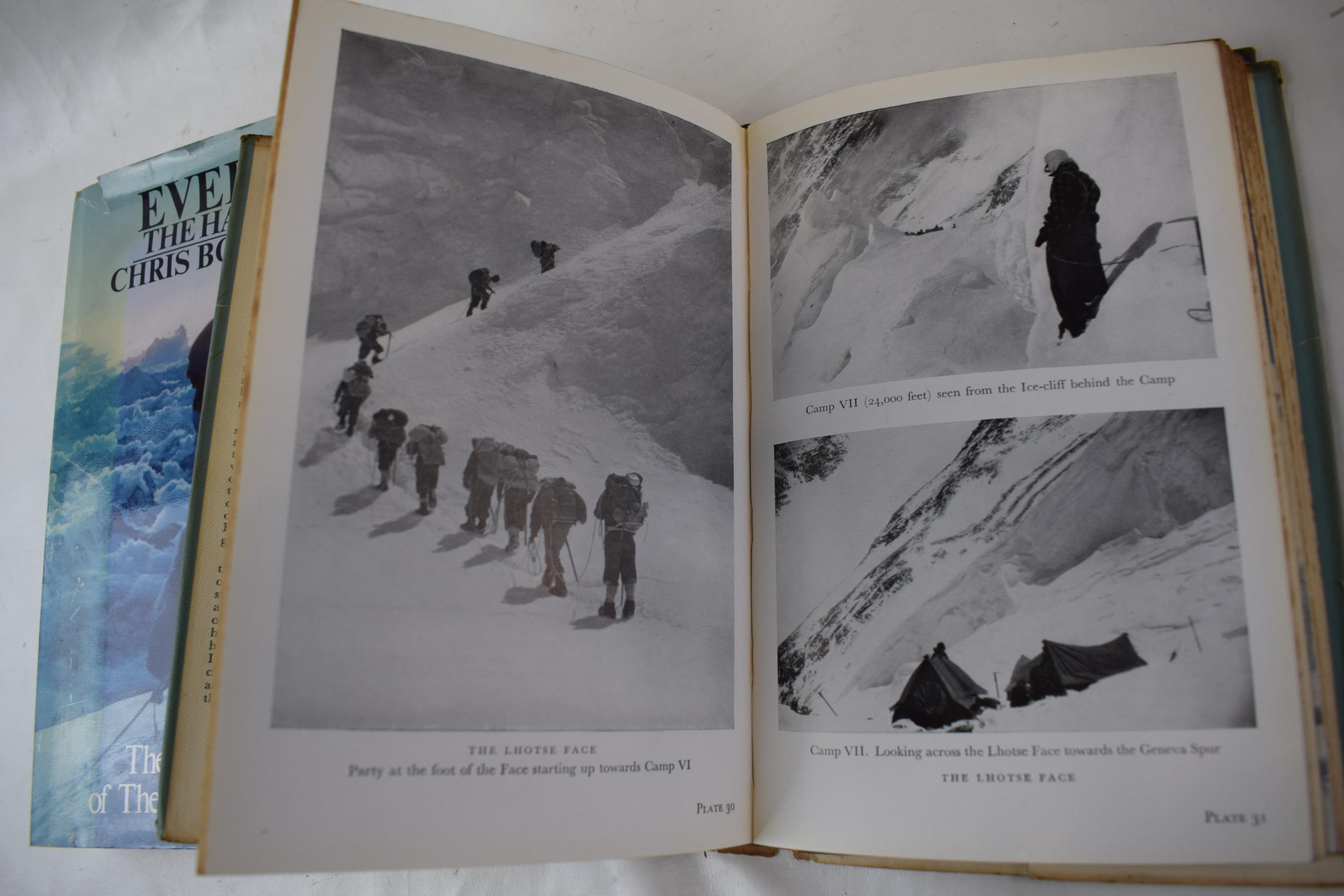 A collection of books of Mount Everest interest. The Ascent of Everest John Hunt Second Impression - Image 3 of 3