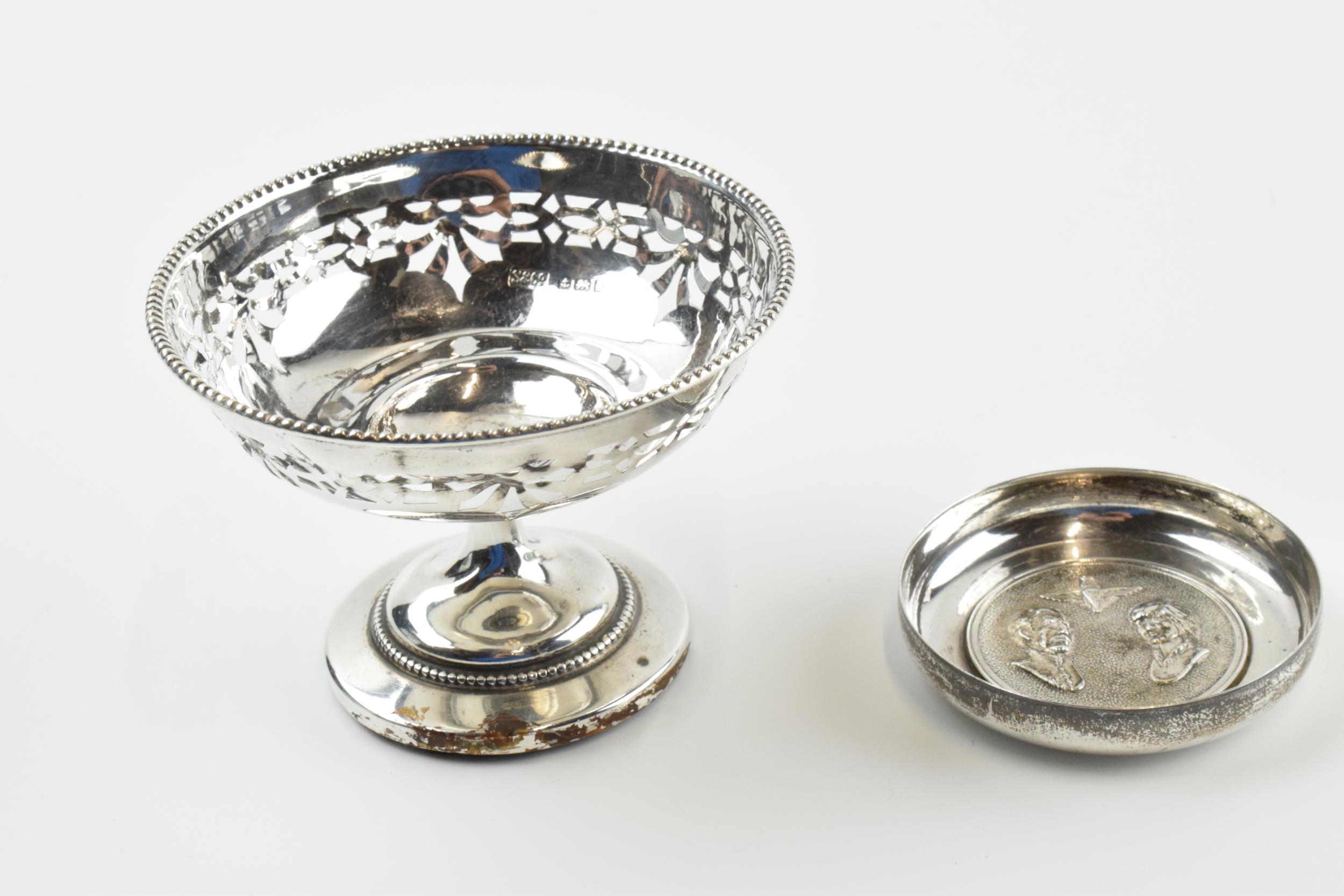 A pair of silver items to include an ornate pedestal sweet dish, Birmingham 1922, loaded base, and a - Image 3 of 8