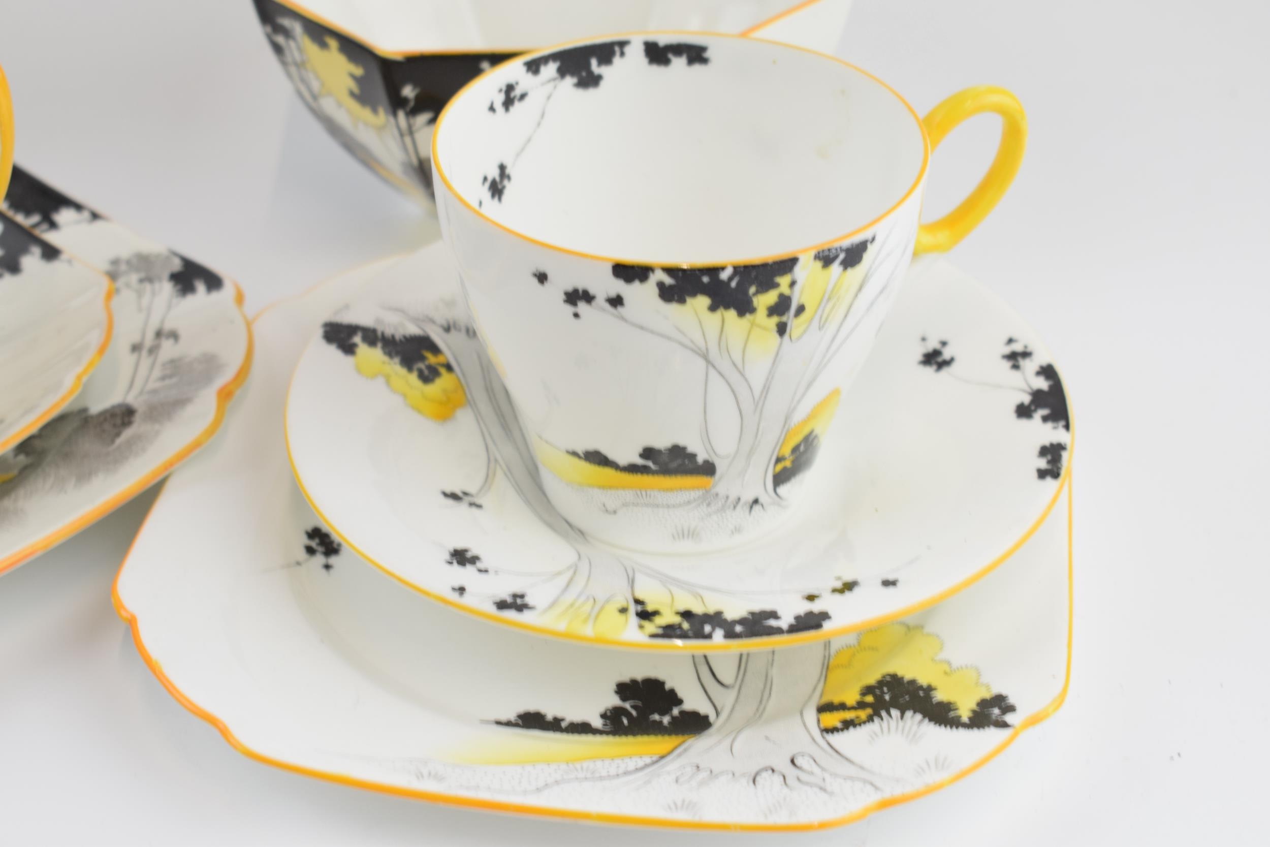 A collection of Shelley tea ware to include 11479 Sunset and Trees teapot (cracked), a quantity of - Image 15 of 18