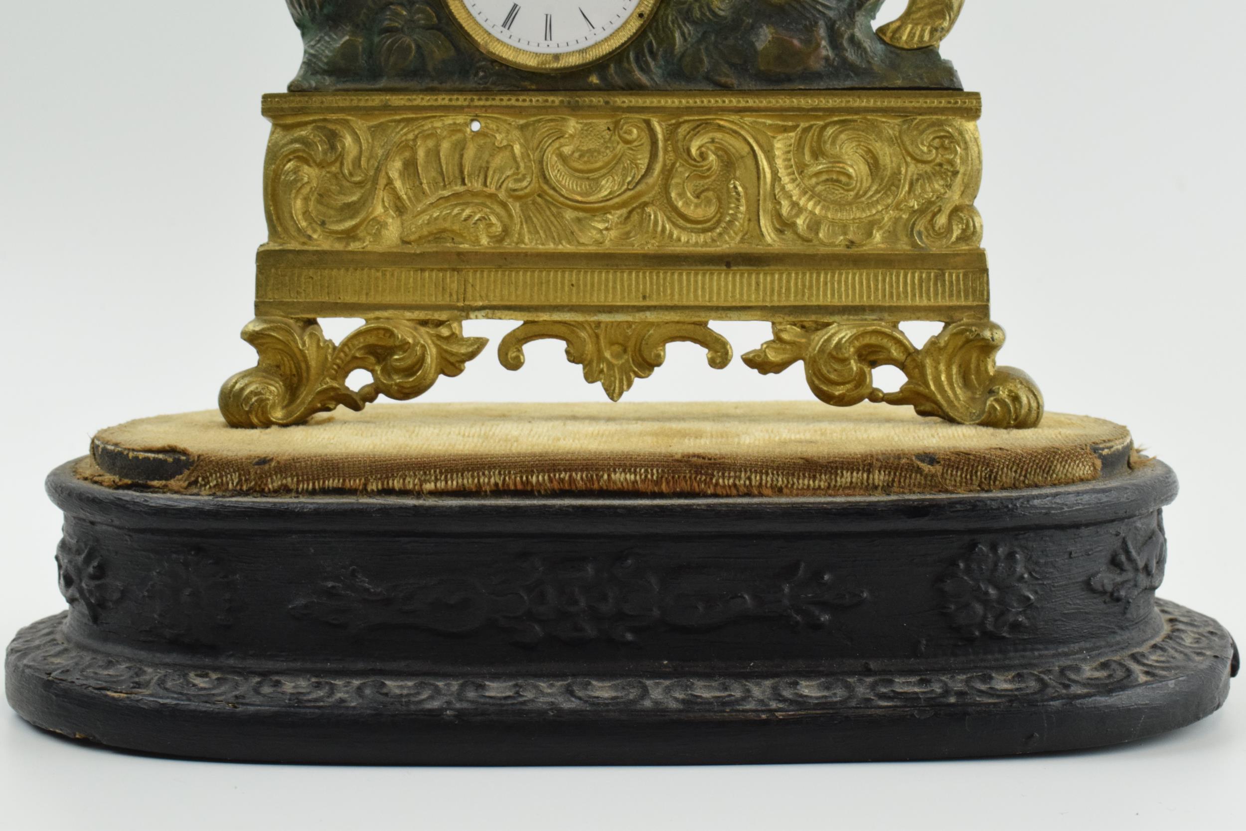 19th century continental gilt metal mantle clock of a soldier falling onto his own sword, on - Image 7 of 9
