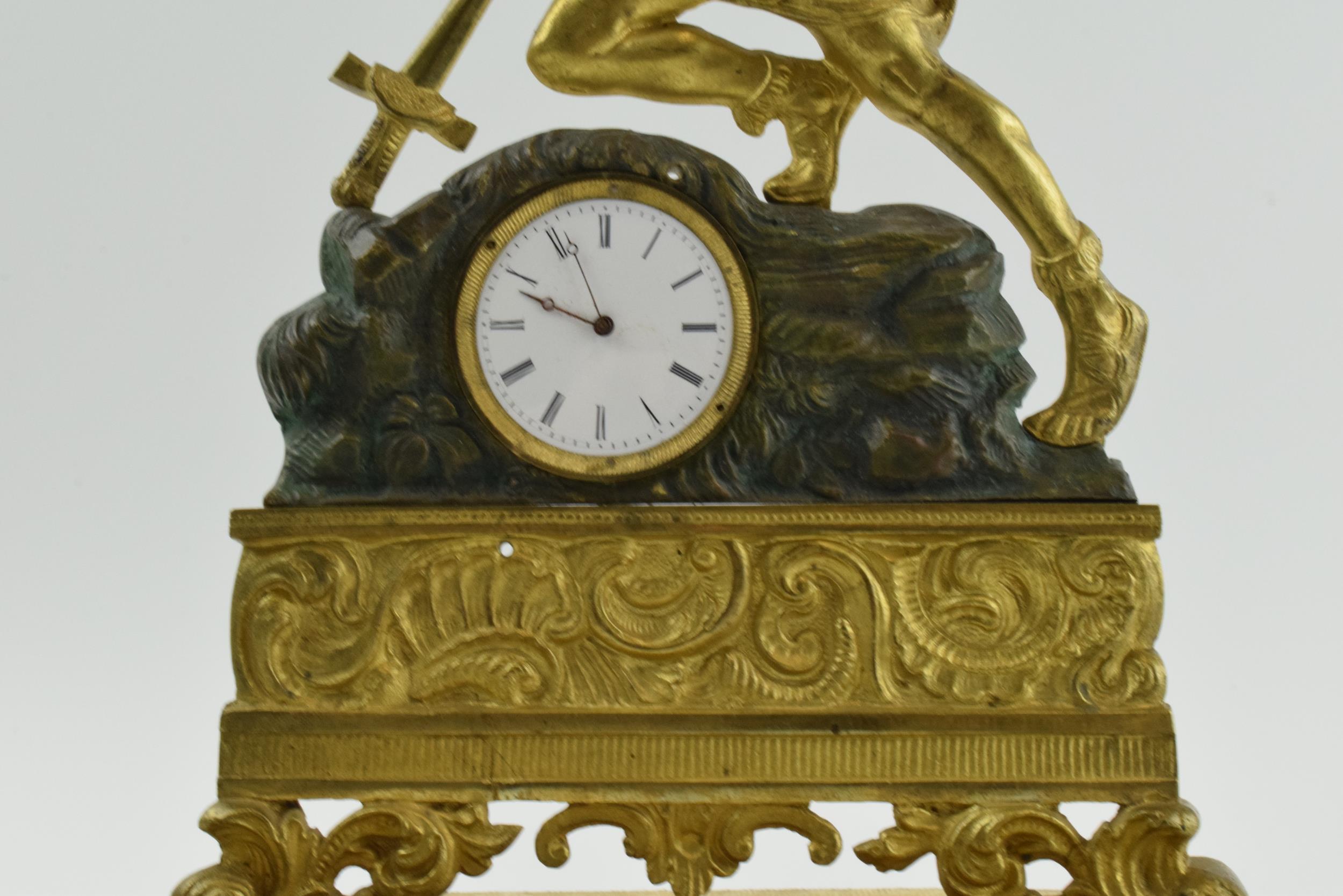 19th century continental gilt metal mantle clock of a soldier falling onto his own sword, on - Image 6 of 9