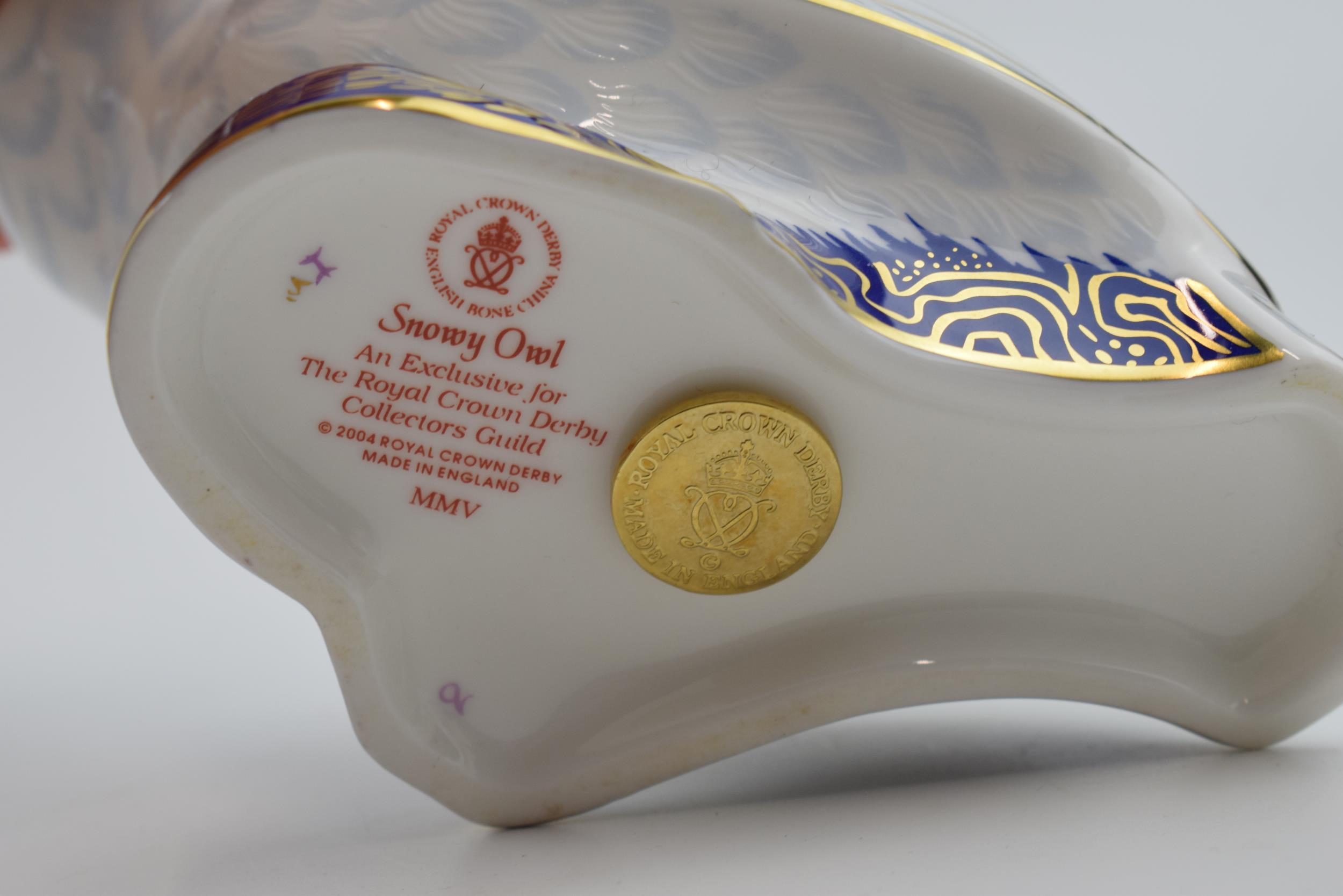Royal Crown Derby Paperweight in the form of a Snowy Owl, first quality with gold stopper. In good - Image 3 of 3