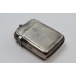 Hallmarked silver vesta case, Chester 1902, 29.4 grams.