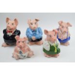 A collection of Wade Natwest pig money banks (5), all with stoppers. In good condition with no