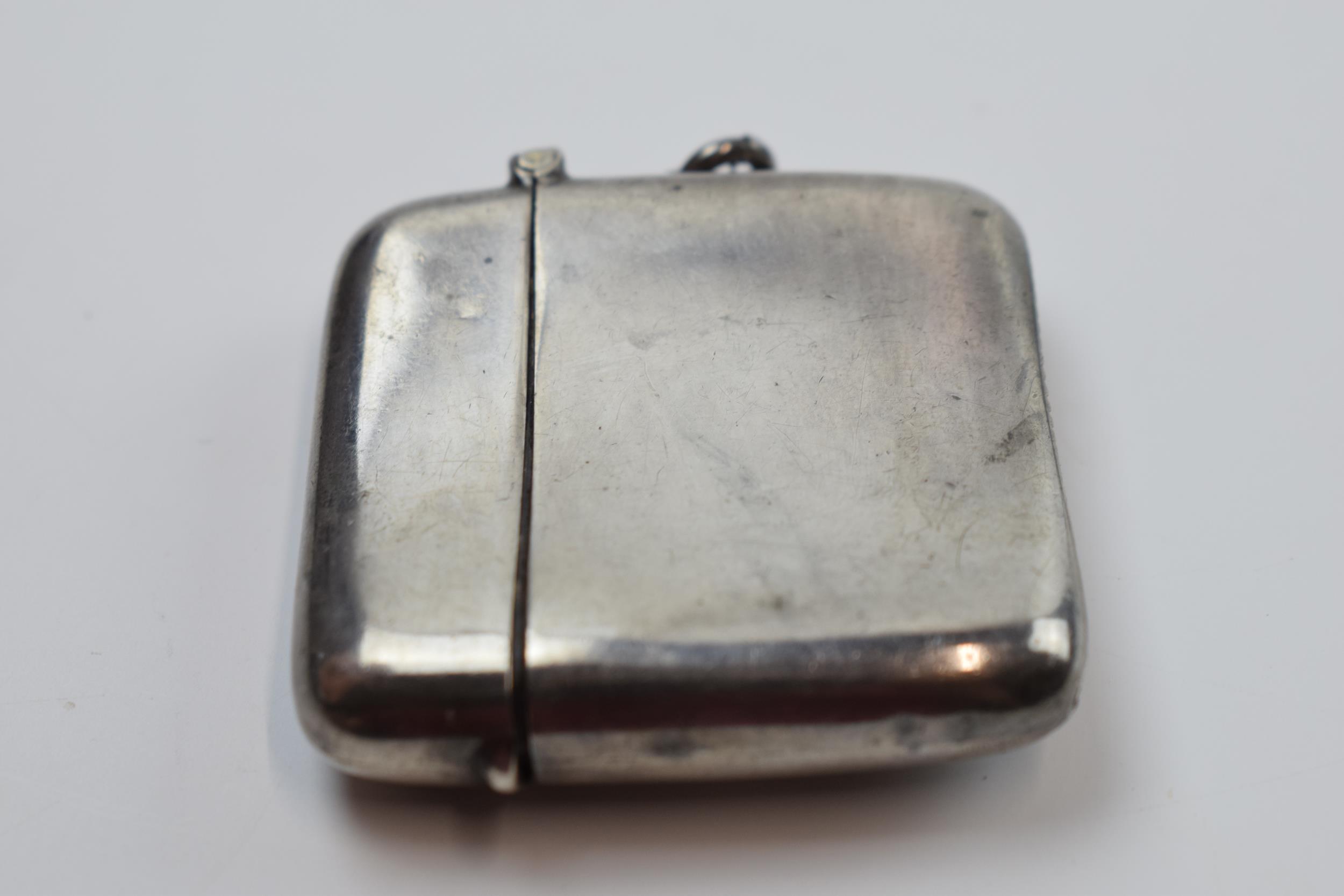 Hallmarked silver vesta case, Birmingham 1919, 26.2 grams. - Image 2 of 3