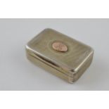 Georgian silver snuff box, gilded interior, raised thumb piece, London 1795, 21.0 grams.