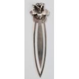 Silver 925 bookmark in the form of a floral design, 7.2cm tall, 5.2 grams.