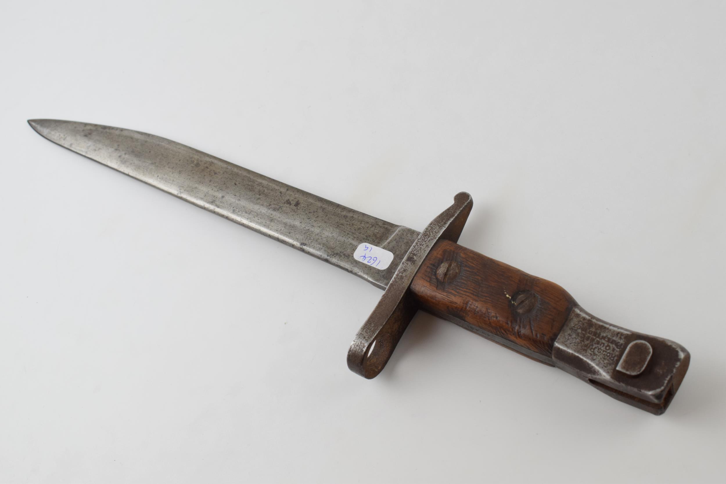 World War One bayonet by Ross Rifle Co, Quebec Canada, 1907 patent, 37cm long. - Image 6 of 6