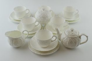 Coalport / Wedgwood Countryware to include a small teapot, 6 cups, 6 saucers, 6 sides, a milk jug