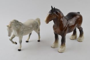 Beswick 818 brown shire and a grey stocky jogging mare (2). In good condition with no obvious damage