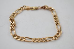 9ct gold fancy link bracelet, 3.8 grams, 18cm long.