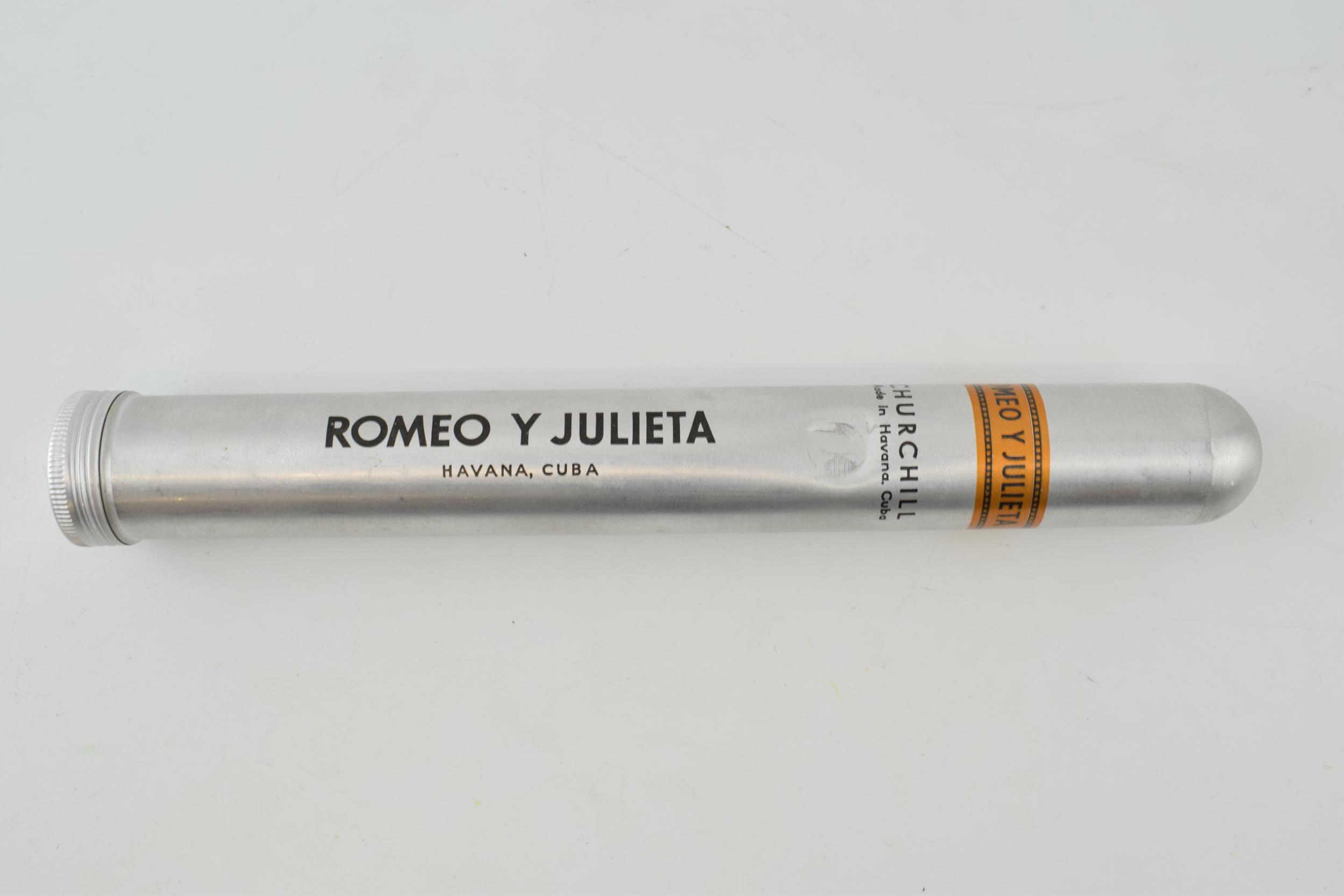 Romeo and Julieta Churchill cigar together with other similar examples. (5) In sealed packaging. - Image 2 of 3