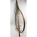 Good quality salmon scoop / catch & release net. Made of ash with brass fittings and extendable.