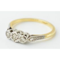 18ct gold and platinum ladies 3 stone diamond ring, size L, 2.0 grams. Illusion set diamonds.