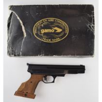 Gamo Single Stroke pnuematic air pistol in original box. In working order. Length 34cm. In good