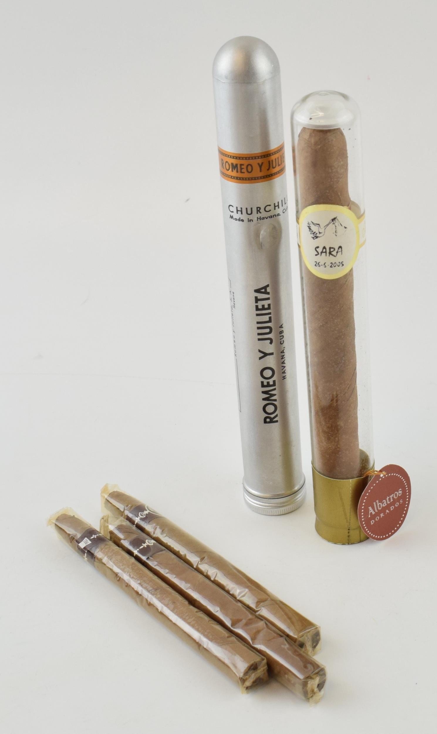 Romeo and Julieta Churchill cigar together with other similar examples. (5) In sealed packaging.